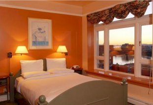 Bedford Regency - Located in the heart of the business and shopping district, while just a 5 min. short walk to Victoria's Inner Harbour, the Bedford Regency is Victoria's Best Kept Secret. The Bedford embodies old world charm and understated elegance.
